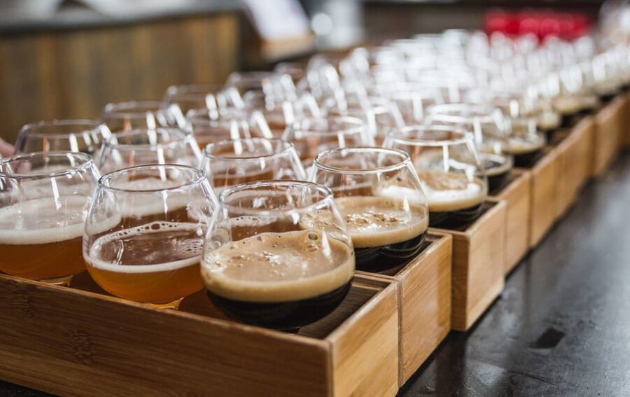 Cleveland: Guided Craft Brewery Tours with a Snack - Timing, clothing, and meeting-point advice