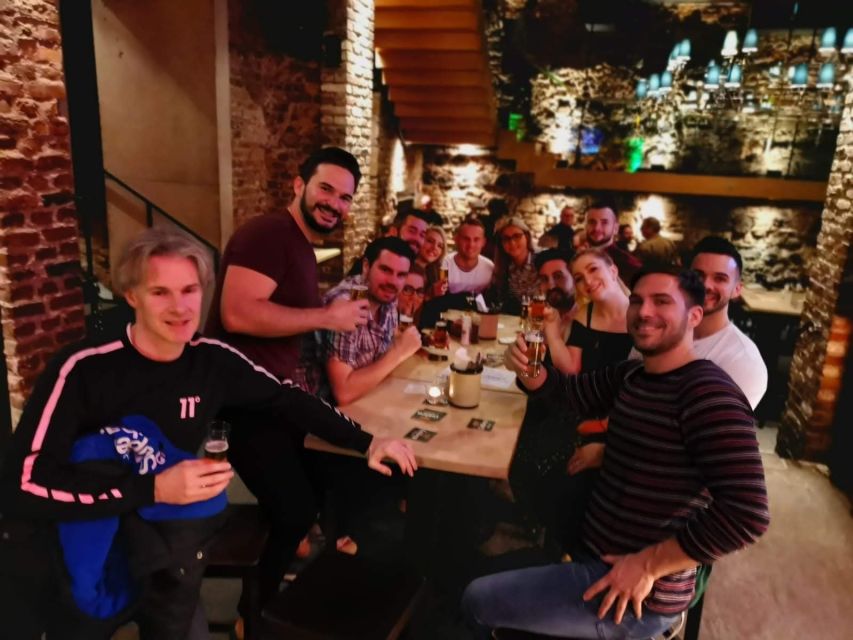 Cologne: Old Town Beer History Tour - Guides make or break the evening