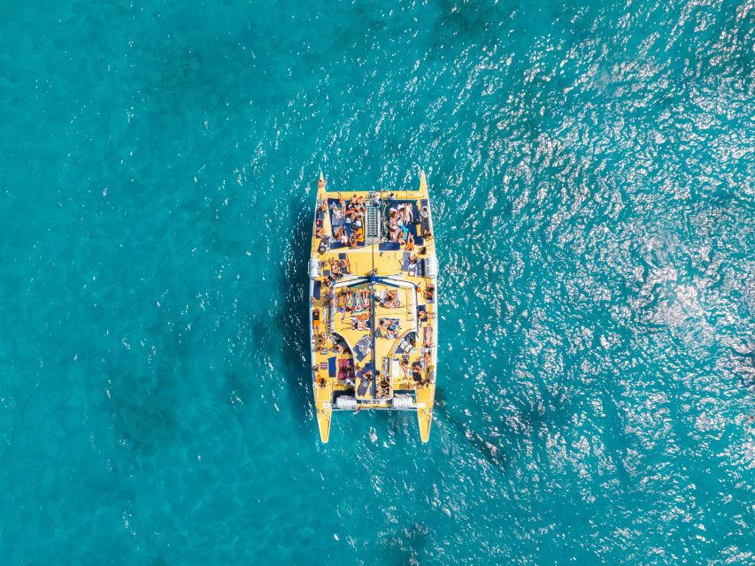 Comino: Blue Lagoon Catamaran Cruise with Lunch and Open Bar - Key points to know before booking