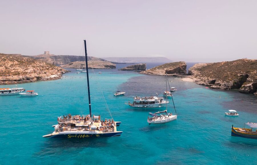 Comino: Blue Lagoon Catamaran Cruise with Lunch and Open Bar - Why this catamaran is a strong choice for Comino