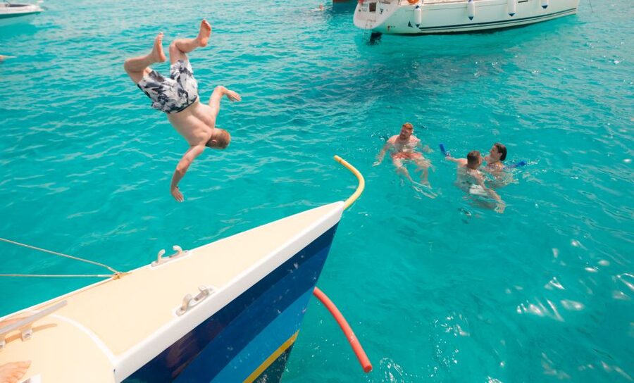 Comino: Blue Lagoon Catamaran Cruise with Lunch and Open Bar - Lunch on board: filling, simple, and useful