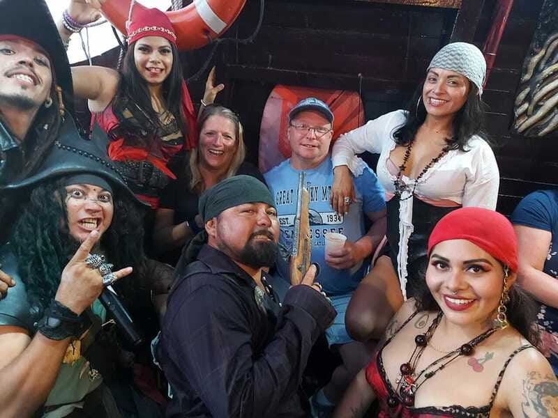 Cozumel: Pirate Ship Cruise with Open Bar, Dinner, and Show - Sailing aboard the replica galleon