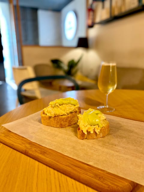 Craft Beer Tasting and tapas in Valencia - Seasonal tapas from Ruzafa Market