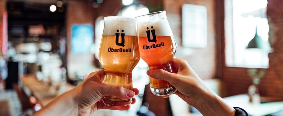 Craft beer tour/beer tour Hamburg - Tasting from storage tanks and sampling raw materials
