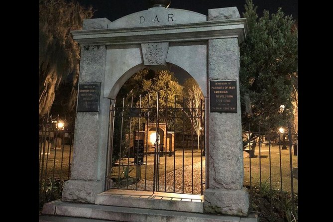 Creepy Crawl Night-Time Haunted Pub Walking Tour of Savannah's Historic District - Colonial Park Cemetery and Button Gwinnett