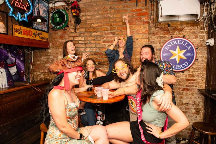Dallas Spirits & Spirits Haunted Pub Crawl - The Giant Eyeball and the headless woman