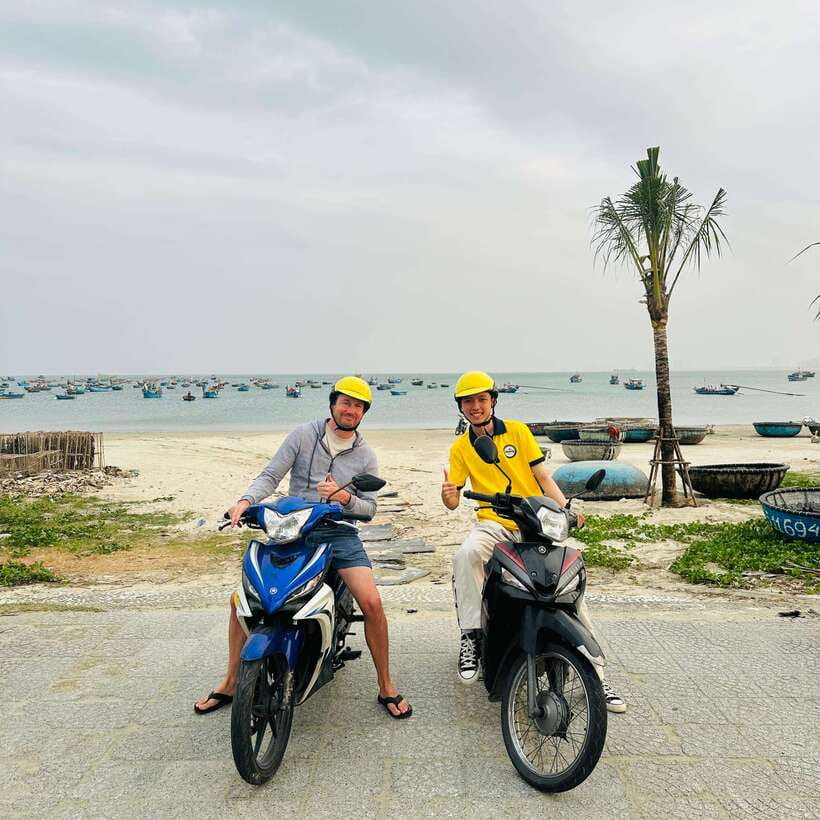 Danang Private Guided Night Tour and Bar - What makes the guides valuable