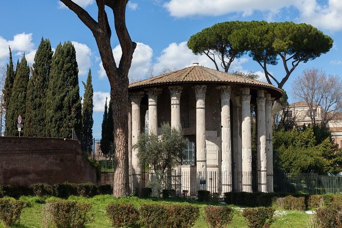 Day drinking in Rome - Scandalous Roman History - Who should book this activity