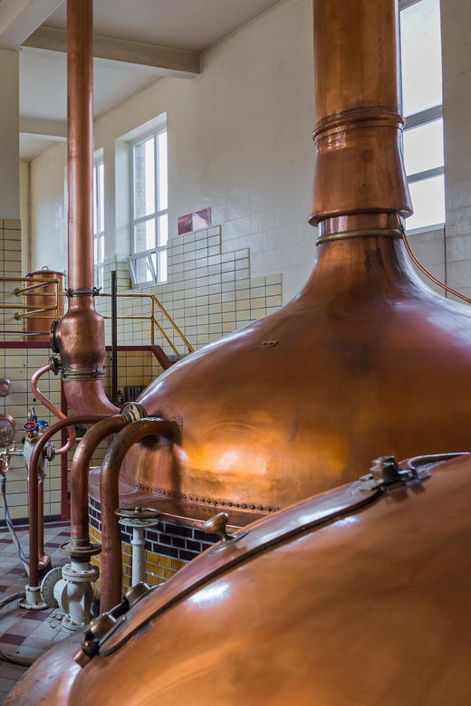 Day trip to Pilsner Urquell brewery and Bohemian glassworks - Morning at Glasstar glassworks