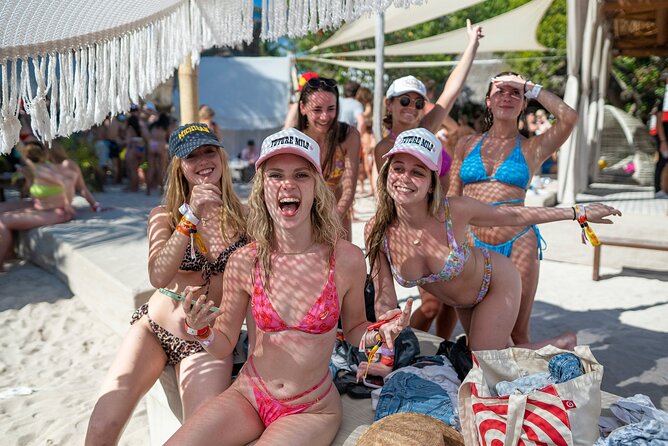 Deluxe Catamaran tour to Isla Mujeres with Open Bar and Lunch - Key things to know before booking