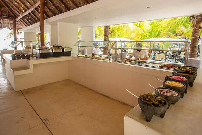 Deluxe Catamaran tour to Isla Mujeres with Open Bar and Lunch - Is the $74.25 minimum price good value?