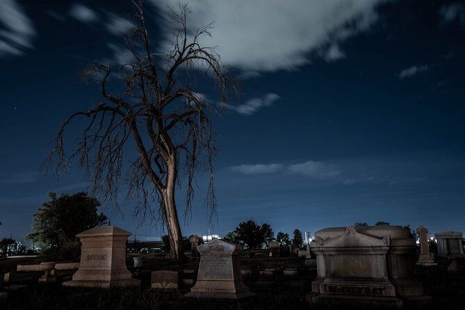 Denver: Spirits & Spirits Haunted Pub Crawl - Cheesman Park and what lies beneath the grass