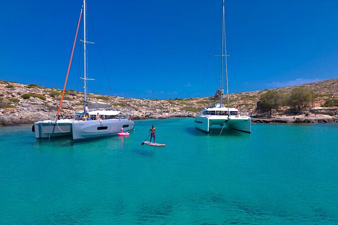 Dia Island Catamaran – Premium Lunch, Open Bar, Small Group - Sailing from Heraklion toward Dia Island
