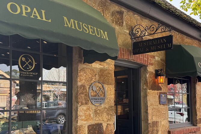 "Discover Hahndorf: Wine, Cheese, Beer, Shops & Lunch Day Trip" - Lunch at The Haus Restaurant