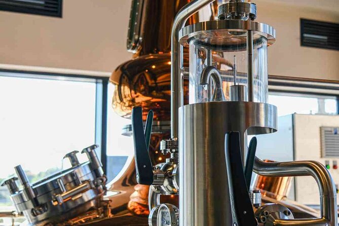 Distillery and Brewery Tour in Inverness Scotland - Beer and whisky in the same lesson