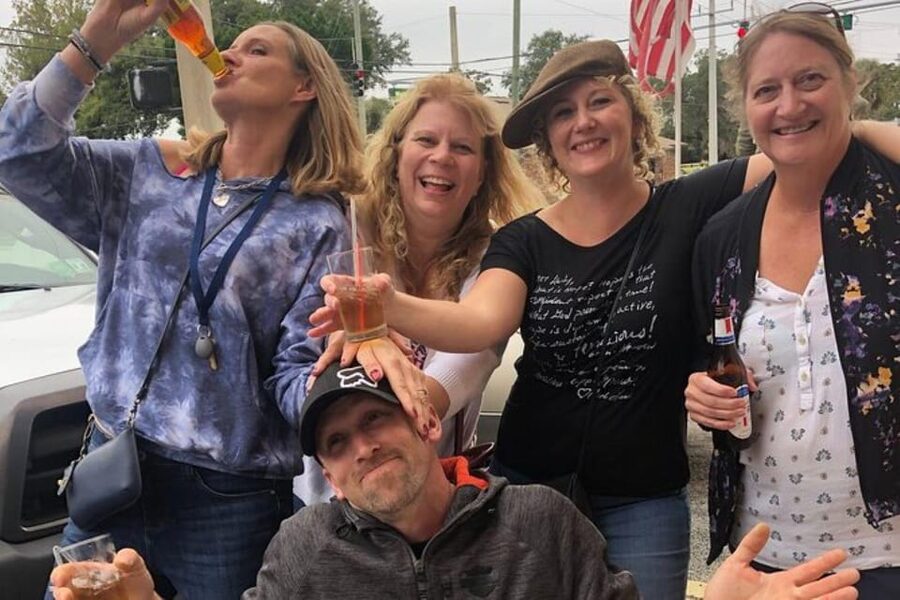 Dive Bar Bus Crawl - FAQ