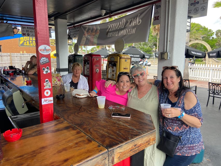 Dive Bar Bus Crawl - Practical ways to enjoy the night