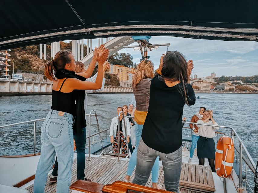 Douro River: Party Boat Tour - Cais de Gaia and the best view across the river