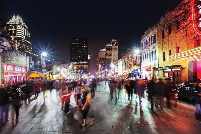 Downtown Austin Live Music Pub Crawl - What the guide adds to the evening