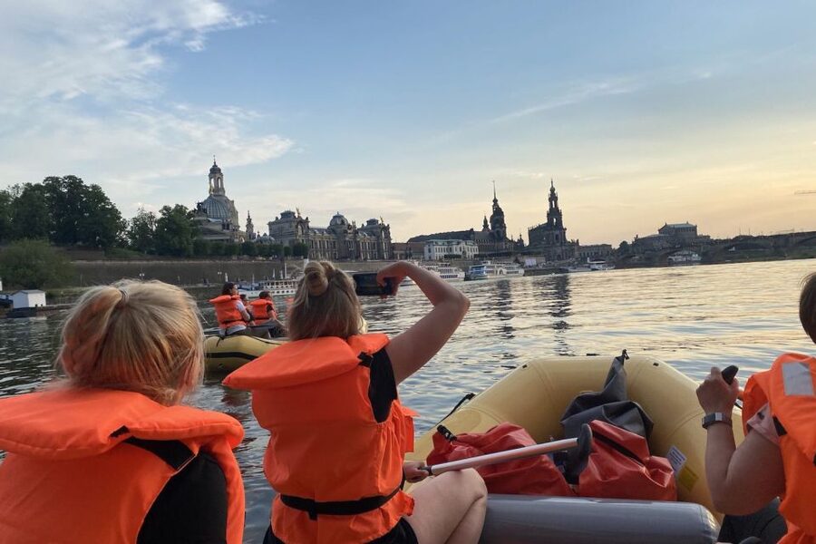 Dresden: Private Inflatable Boat Tour with Beer Garden Stop - Who should book this Dresden boat trip