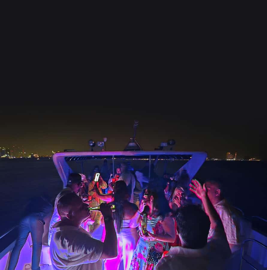 Dubai: Marina Yacht Party with BBQ, Unlimited Drinks and DJ - Is four hours on the yacht good value at $89?
