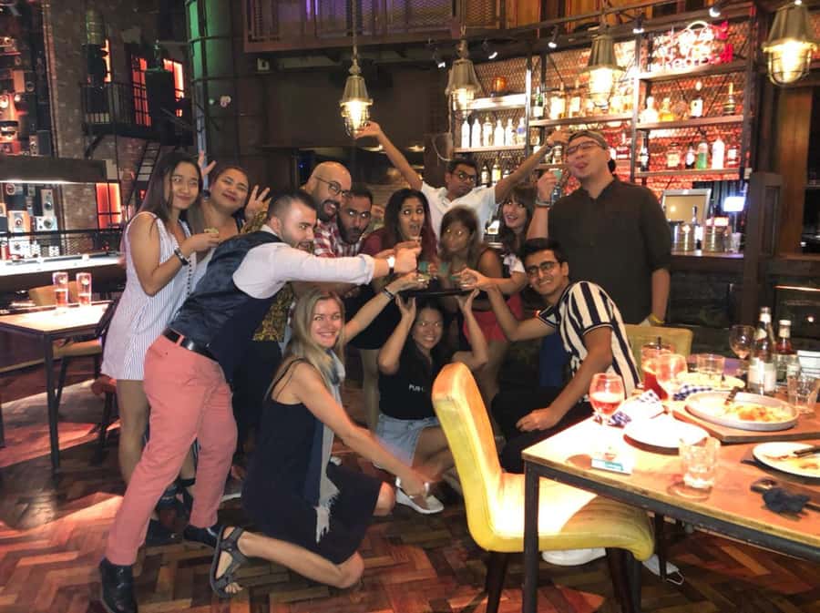 Dubai: Pub Crawl Nightlife Tour - Guides who shape the night