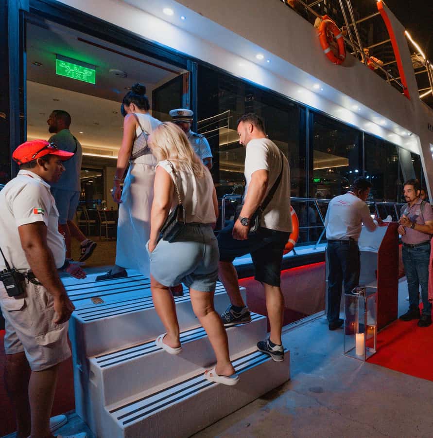Dubai: Sunset or Dinner Cruise with Live Music & Open Bar - The route: Marina towers, Ain Dubai, and Dubai Harbour