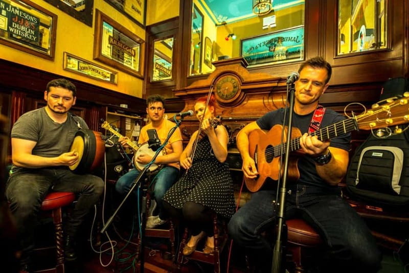 Dublin: City Pub Crawl Experience - Three local bars, 45 minutes at each