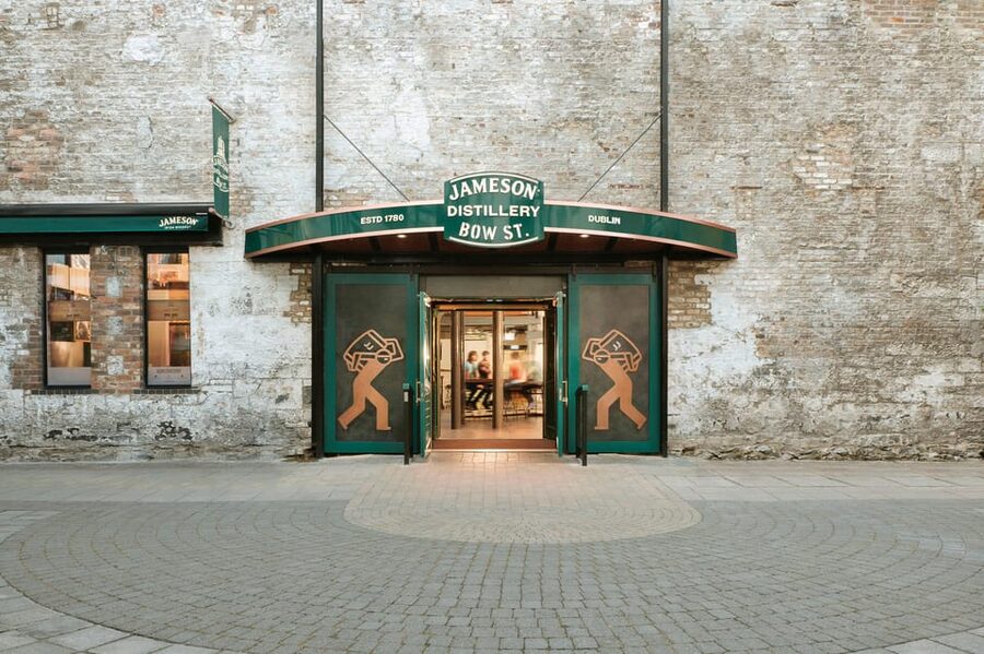 Dublin: Jameson Distillery & Guinness Brewery Guided Tour - Why this pairing works so well in Dublin