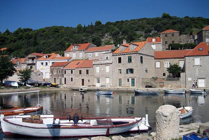 Dubrovnik Islands Boat Tour with Lunch and Unlimited Drinks - Starting at Gruž Harbor at 9:00 a.m.