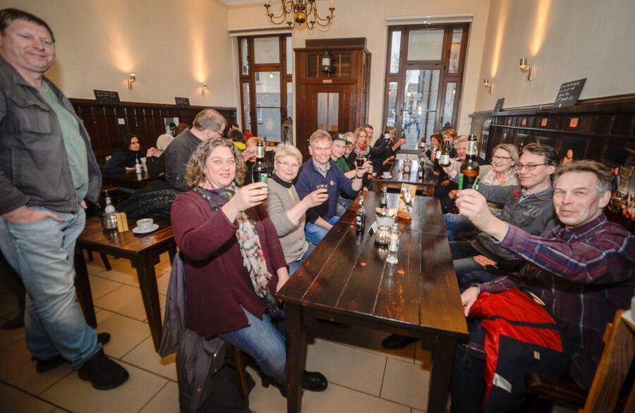 Duisburg-Ruhrot: Historic Harbor Pub Tour - Who will enjoy this tour most
