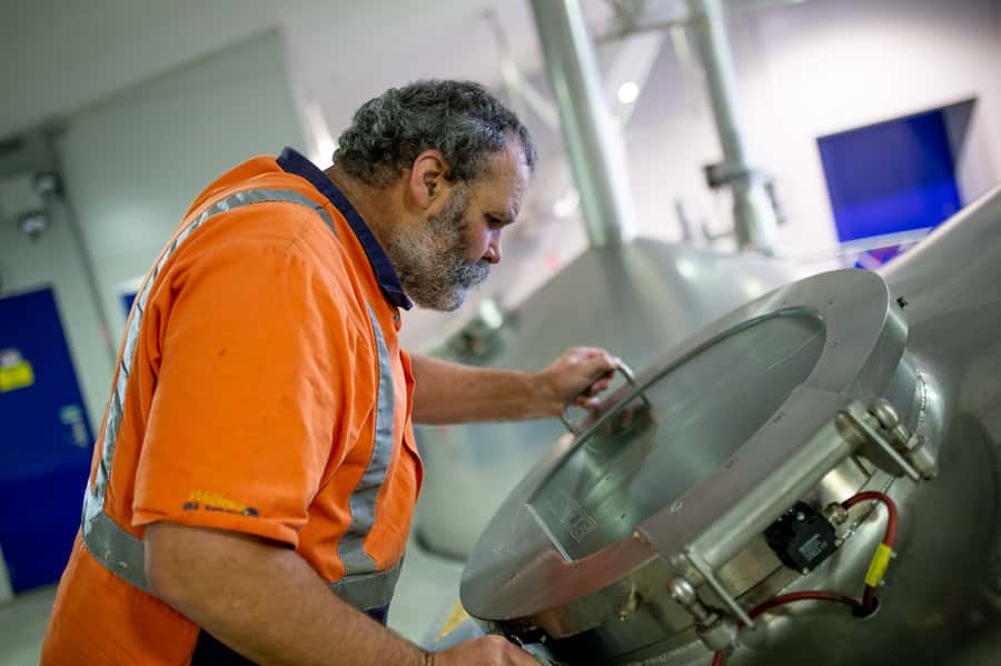 Dunedin: Speight's Brewery Guided Tour with Tasting - Seeing the historic Brew Floor and modern plant