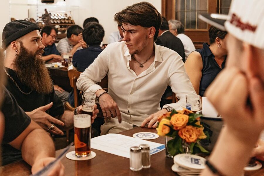 Düsseldorf: Altbier-Safari Beer Walking Tour - Who will enjoy the Altbier-Safari most