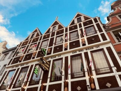 Düsseldorf: Altbier-Safari Beer Walking Tour