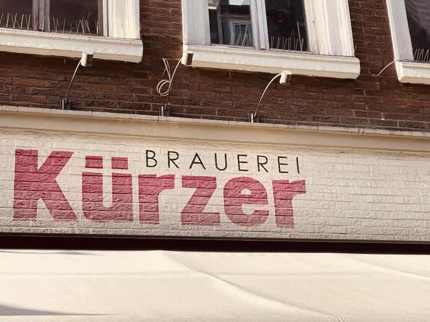 Düsseldorf: Altbier-Safari Beer Walking Tour - The local rules that make the drinking culture memorable