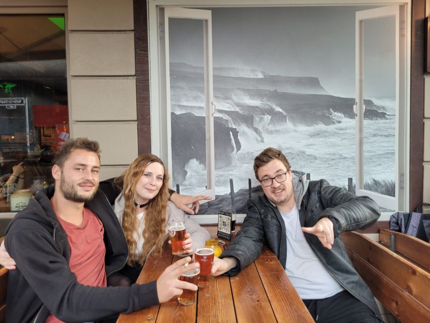 Düsseldorf: Guided Beer Tour with 4 Beers & a Flexible Route - Who will enjoy this Düsseldorf beer walk