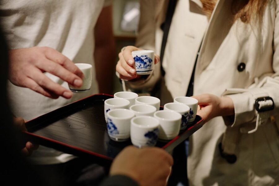 Düsseldorf: Sushi, Sake & Japanese Lifestyle Tour - Sushi, Sake, Ramen, and Soba