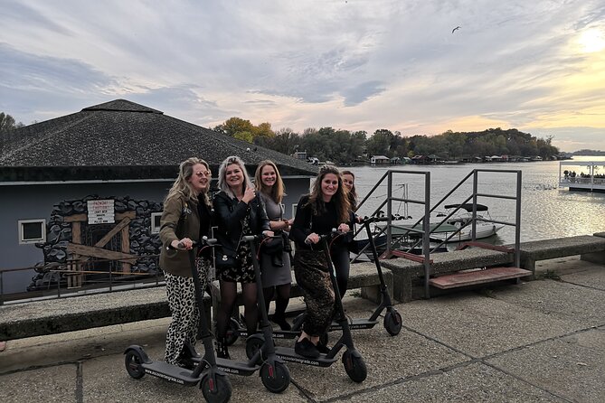 E-Scooter CRAFT BEER and BREWERY Tour - The city views between breweries