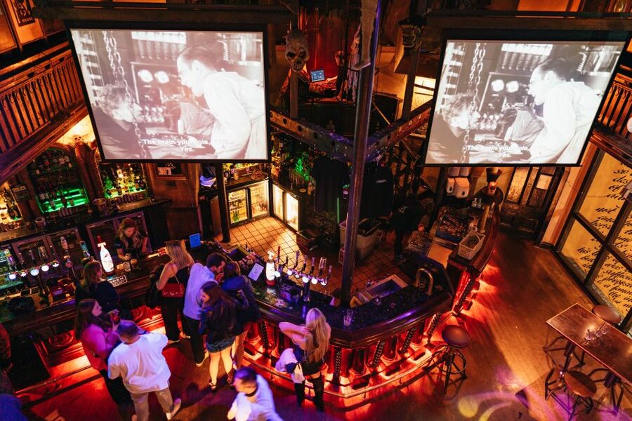 Edinburgh: 7 Bar Pub Crawl with 7 Shots & Discounts - Drink discounts and the real cost of the night