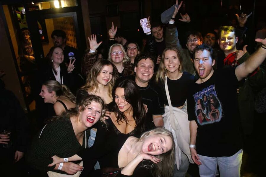 Edinburgh: The Original Pub Crawl 7 Bars 7 Shots & Discounts - Stop five: using the discounts and VIP entry