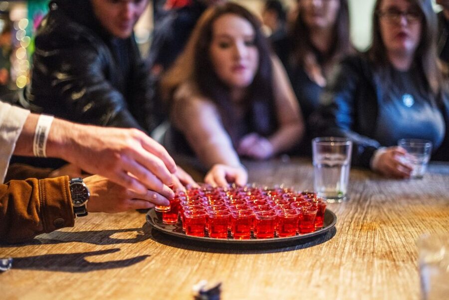 Edinburgh: The Original Pub Crawl 7 Bars 7 Shots & Discounts - What $20 really gets you