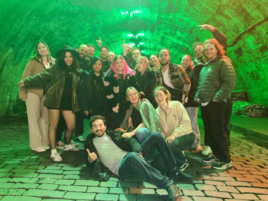 Edinburgh: Ultimate Pub Crawl Party with 7 Bars & 1 Club - Key points to know before booking