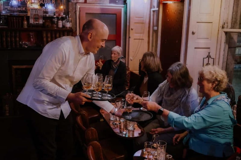Edinburgh: Whisky Tasting and Storytelling in a Historic Pub - Who should book this tasting?