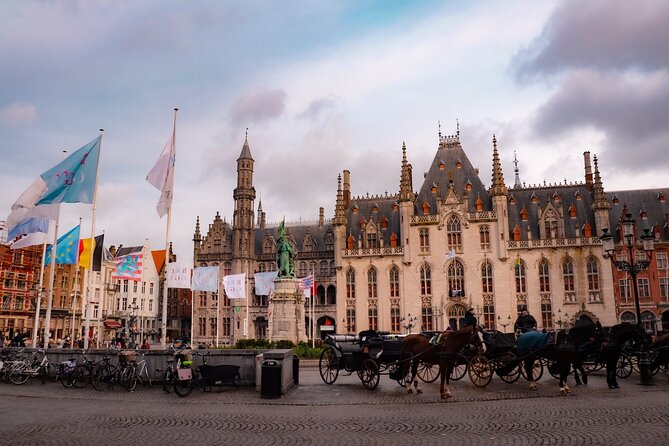 Evening Delights: Bruges Tour with Beer & Chocolate - Belfort: Bruges from its civic heart