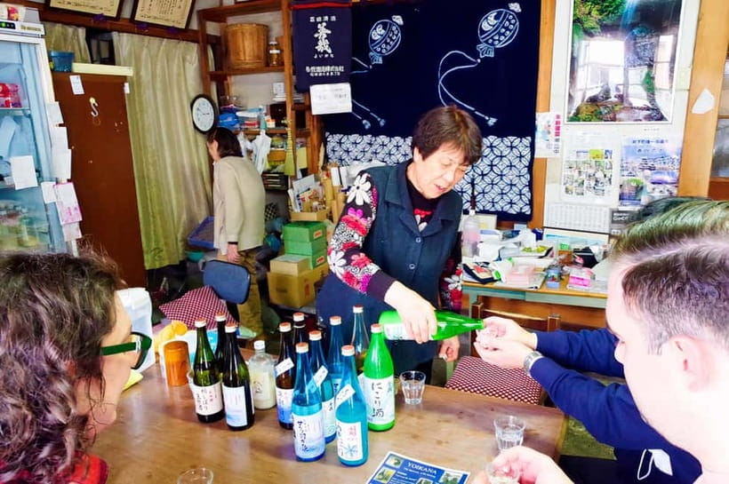 Explore Matsumoto: Castle, Sake & Taste of Local Life - Street food on Nawate, or Frog Street