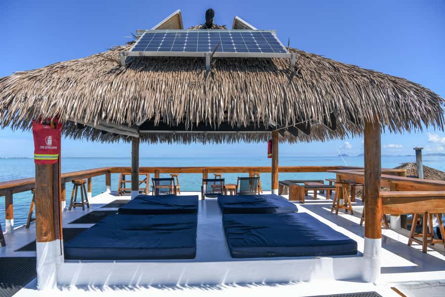 Fiji: Cloud 9 Floating Bar and Pizzeria Day Trip - Music, DJs, and the Cloud 9 mood
