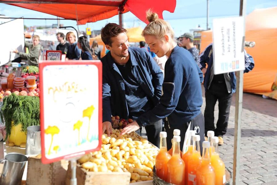 FOOD Tour with Rooftop Bar Visit in Helsinki - Why this two-hour tour works well in Helsinki