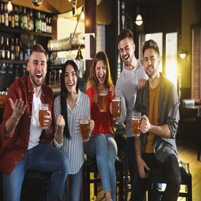 Frankfurt: Private German Beer Tasting Tour in Old Town - Four hours for Hessian food and the widest beer range