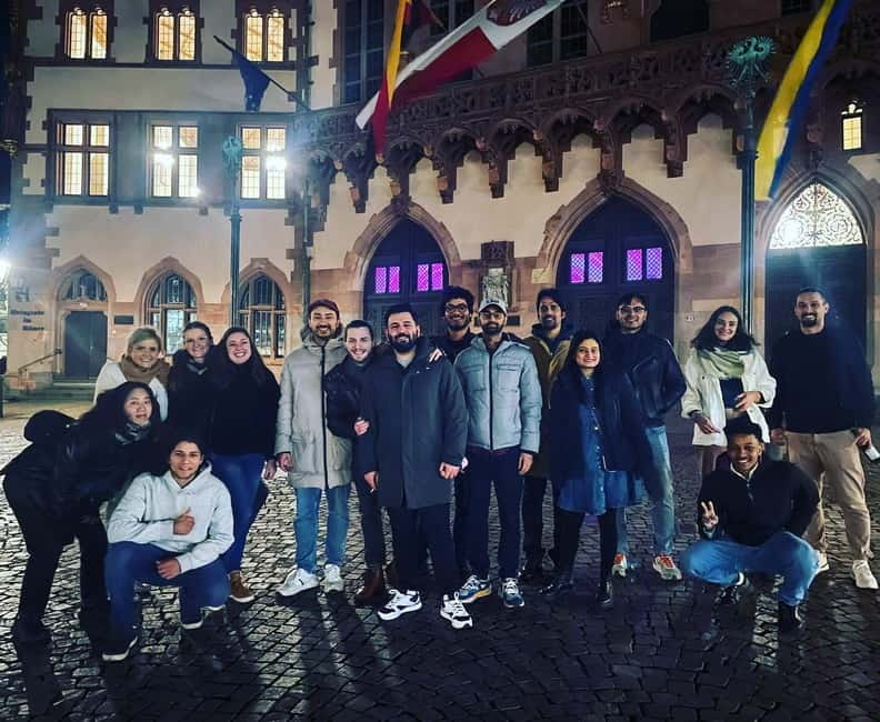 Frankfurt Pub Crawl - 4 Locations, Shots & Club Entry - Meeting up near the Justice Fountain or Römer