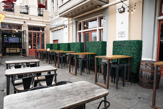 French Quarter Boozy Lunch Crawl with Seafood Boil - Dietary needs and participation